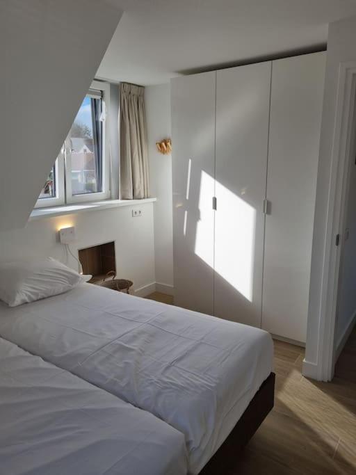 Vakantiewoning 1 Aan Zee, 400 Meter Van Het Strand Заутеланде Екстериор снимка